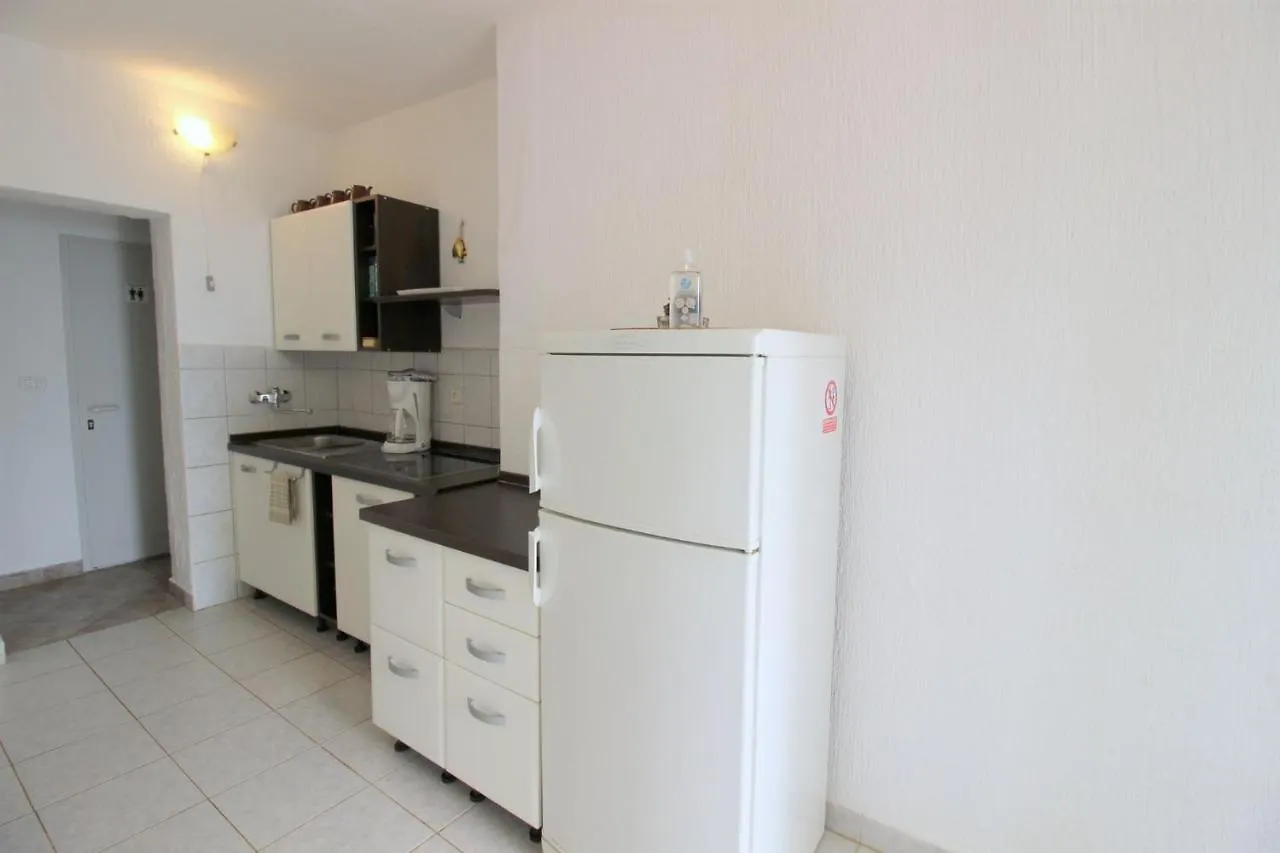 Novigrad Istria Luca Ap4, Apartment In Front Of The Beach